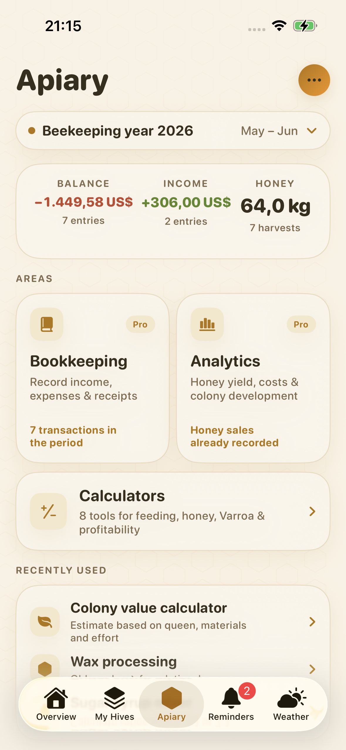 Apiary management with bookkeeping, analytics and calculators